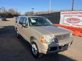 2005 Ford Explorer