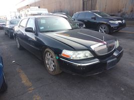 2011 Lincoln Town Car