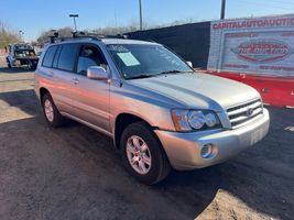 2002 Toyota HIGHLANDER