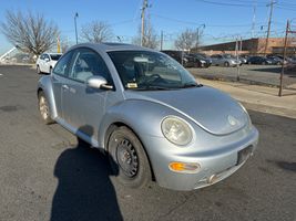 2004 VOLKSWAGEN New Beetle