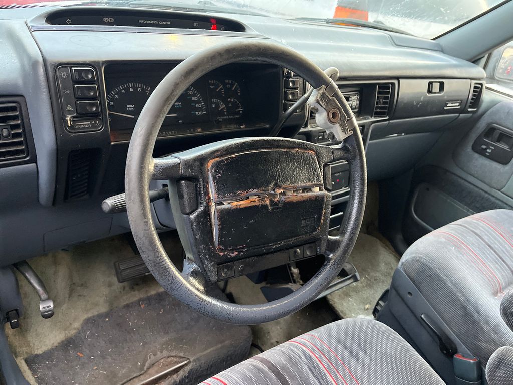 1991 Dodge Grand Caravan 10