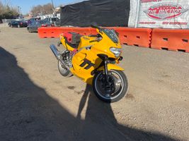 2001 Triumph TT600