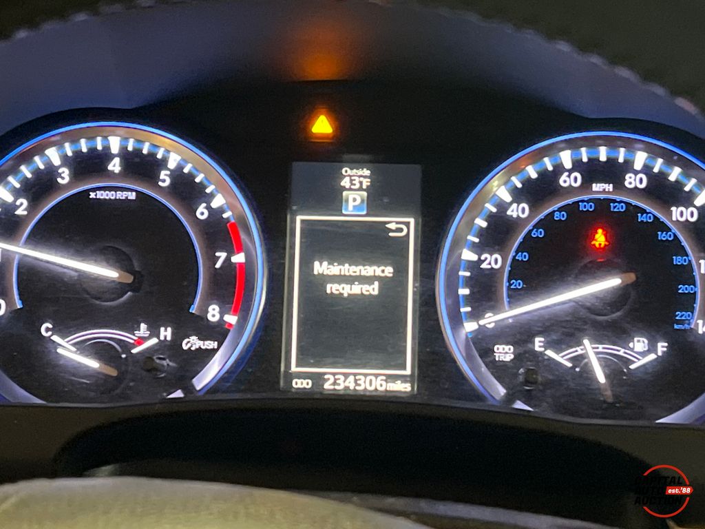 2015 TOYOTA HIGHLANDER 10