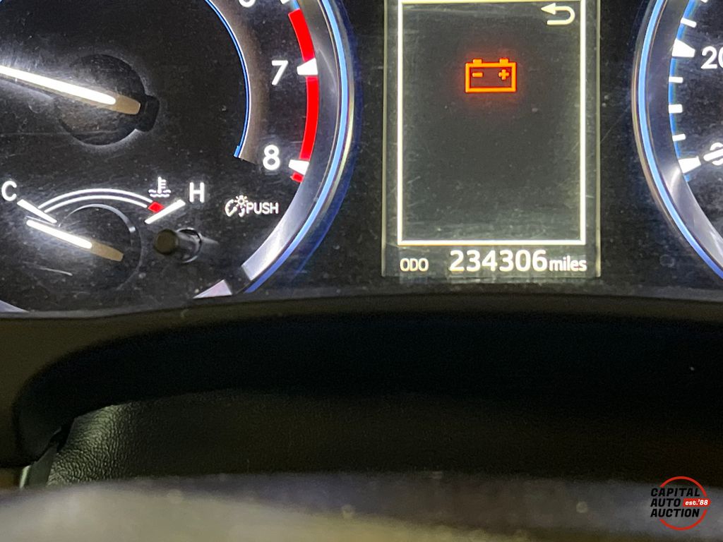 2015 TOYOTA HIGHLANDER 4