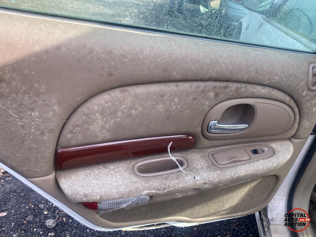 2001 Chrysler 300M 12