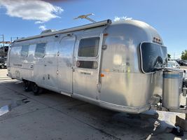 1972 AIRSTREAM TRAVEL TRAILER