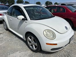 2008 VOLKSWAGEN New Beetle