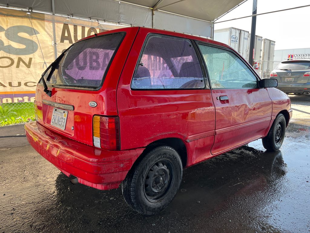 1991 Ford Festiva 3