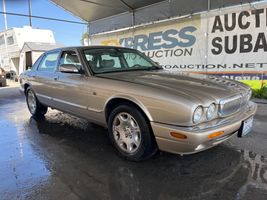 2003 Jaguar XJ