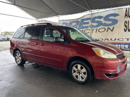 2004 Toyota Sienna