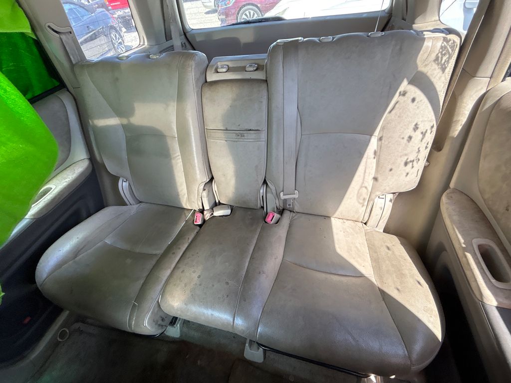 2007 Toyota HIGHLANDER 8