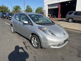 2012 NISSAN LEAF