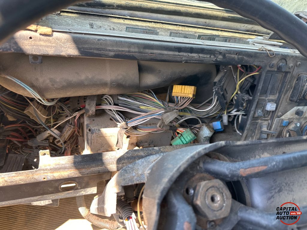 1999 INTERNATIONAL 4700 10