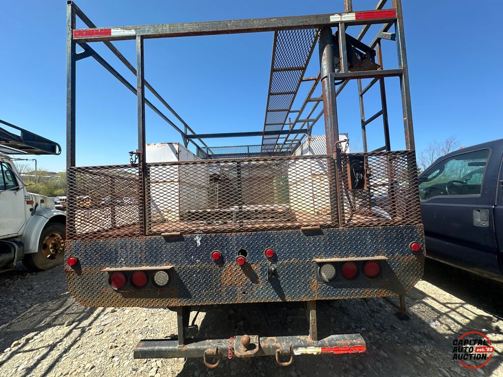1999 INTERNATIONAL 4700 6