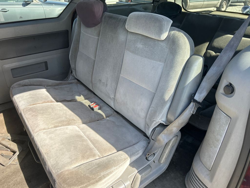 2004 Ford Freestar Vans 8