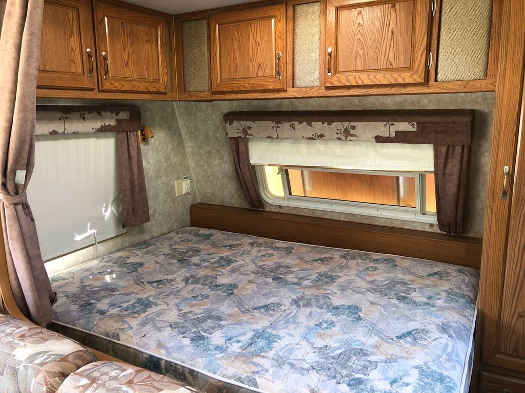 2008 NORTHWOOD MFG. 11