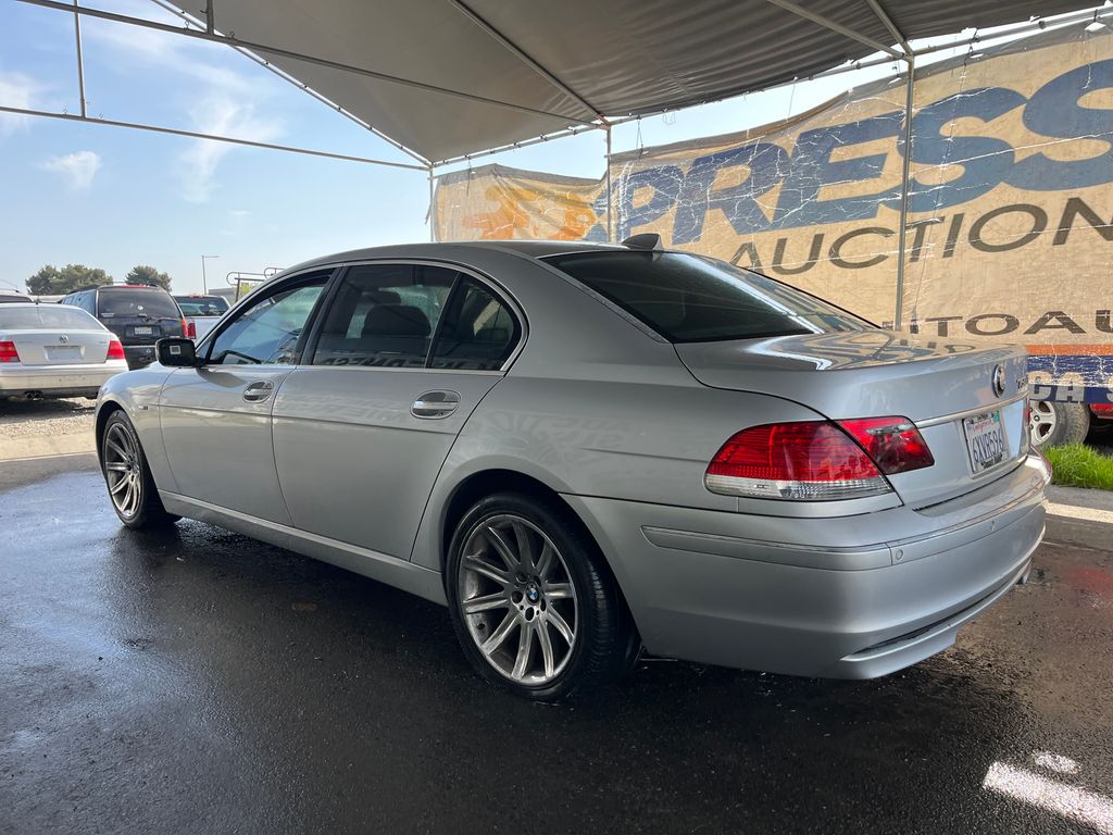 2006 BMW 7 Series 2