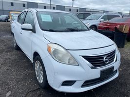 2012 NISSAN Versa