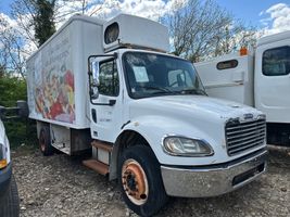 2007 FREIGHTLINER M2 106