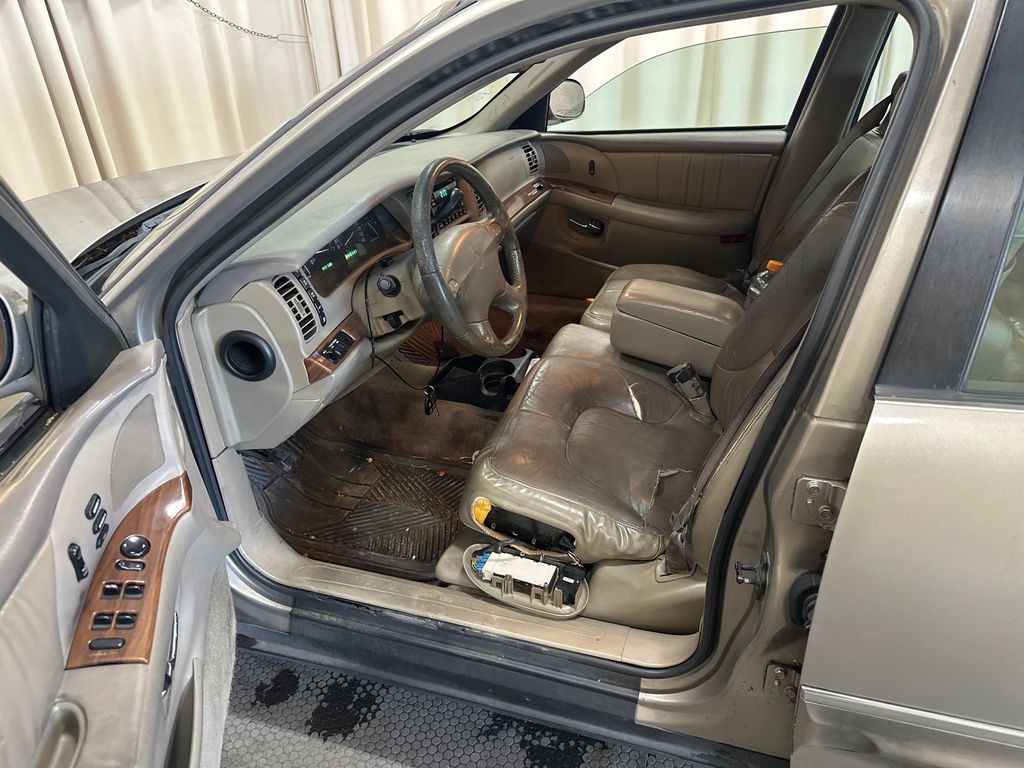 2002 Buick Park Avenue 7