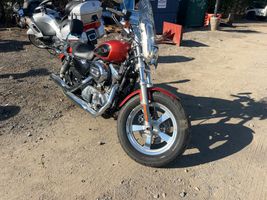 2011 HARLEY DAVIDSON Sportster