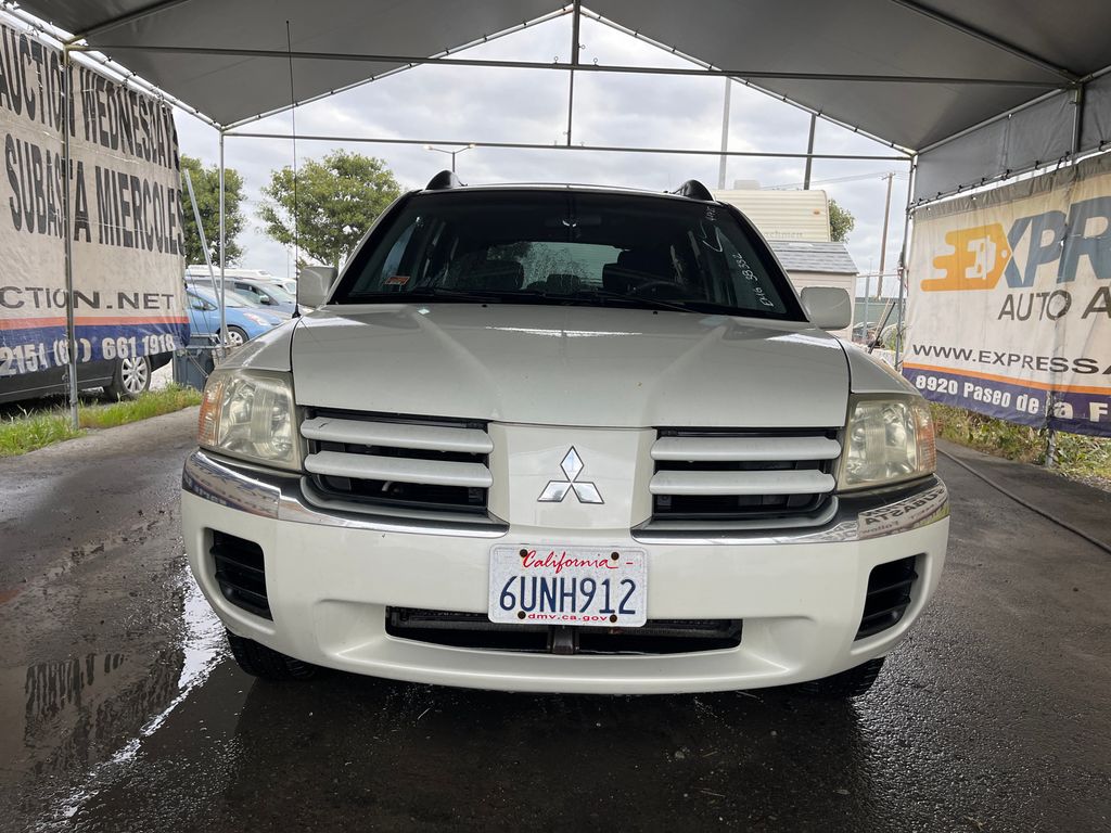 2004 Mitsubishi Endeavor 5