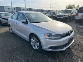 2013 VOLKSWAGEN JETTA