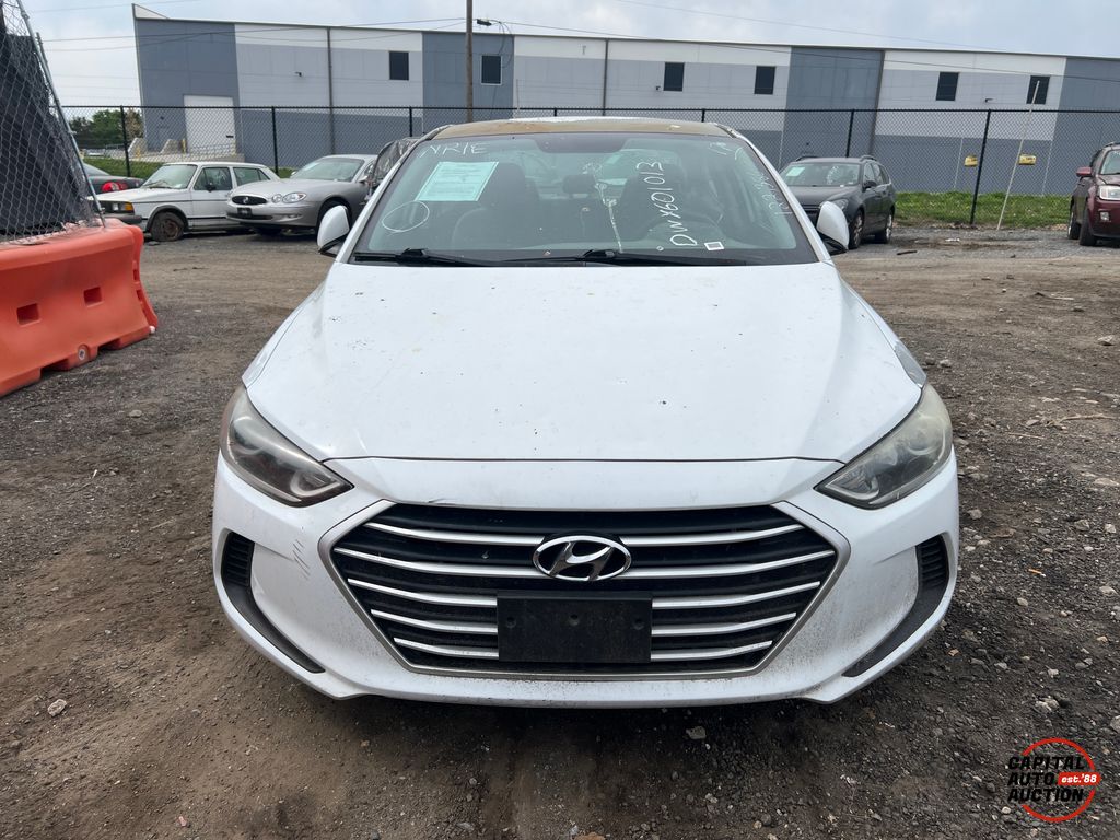 2017 Hyundai Elantra 5