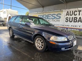 2003 Volvo V40