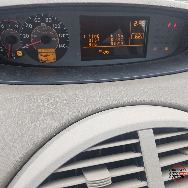 2004 NISSAN Quest 12