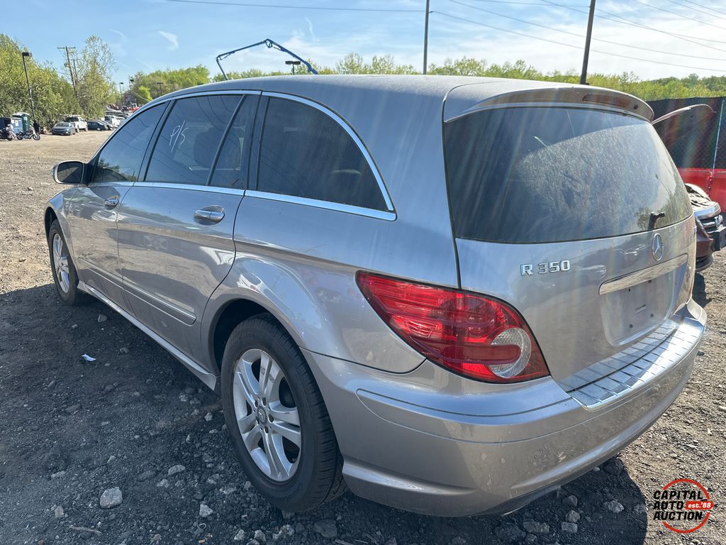 2008 Mercedes-Benz R-Class 2