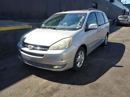 2005 Toyota Sienna