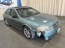 2002 NISSAN MAXIMA