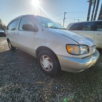 1998 Toyota Sienna
