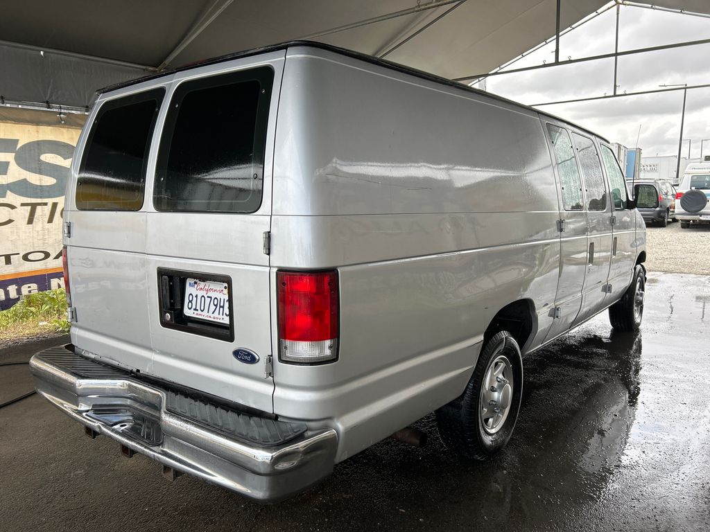 2002 Ford E350 VANS 3