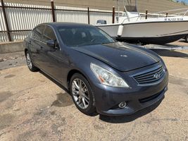 2011 Infiniti G37