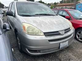 2004 Toyota Sienna