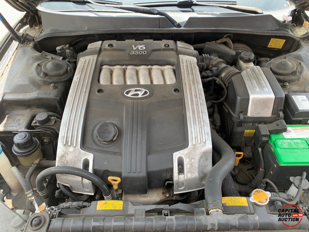 2005 Hyundai XG350 9