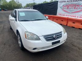 2004 NISSAN Altima