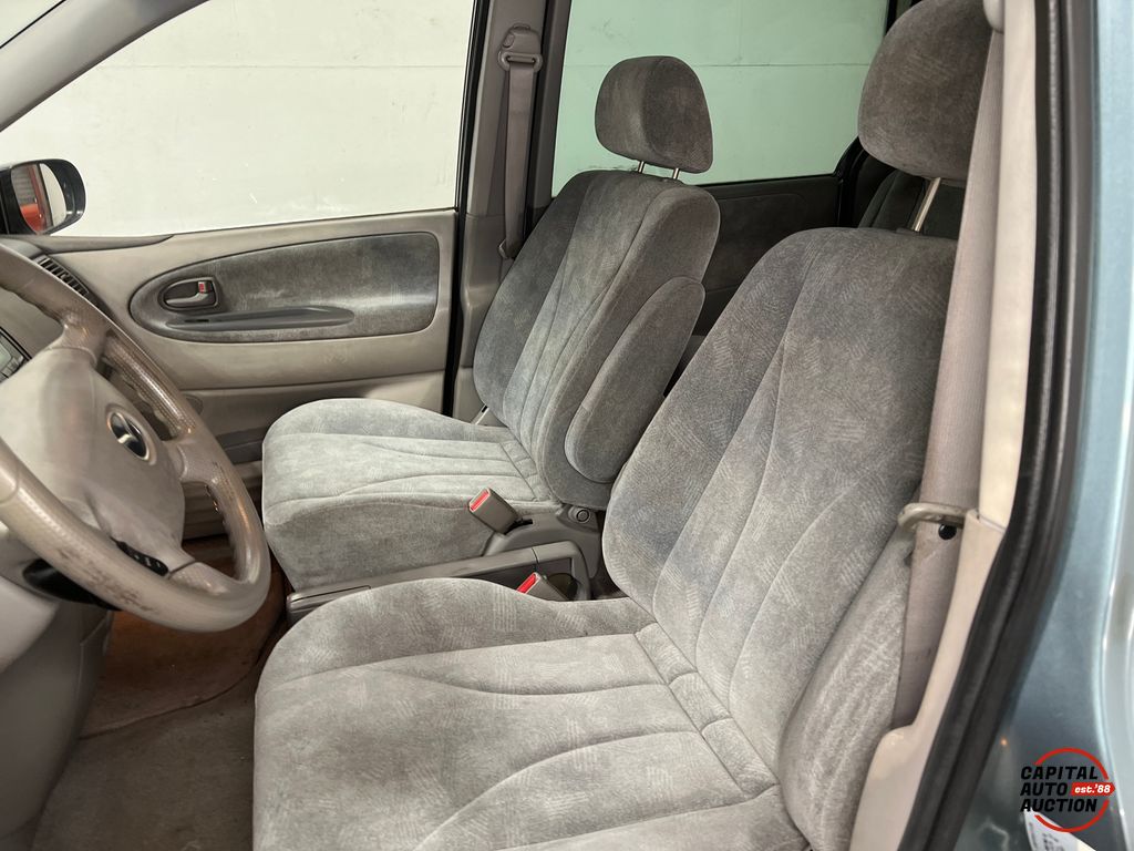 2003 Mazda MPV 7