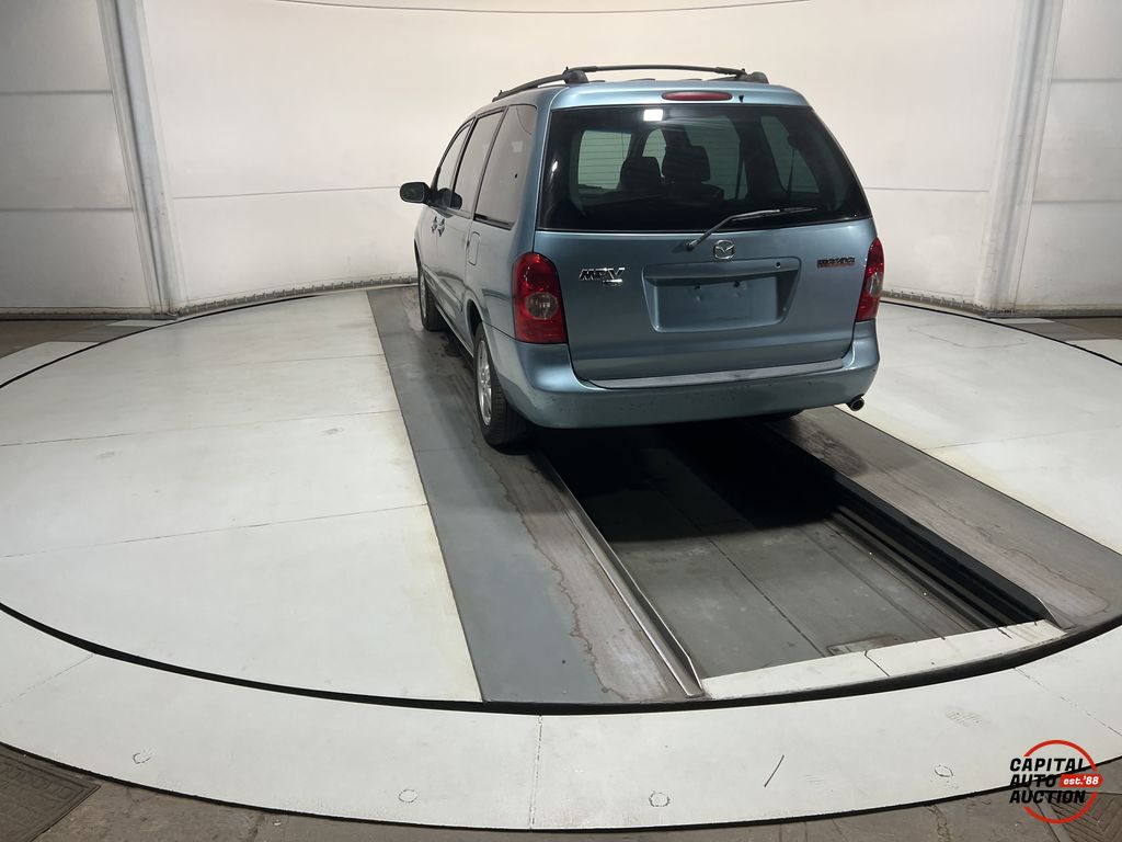 2003 Mazda MPV 6