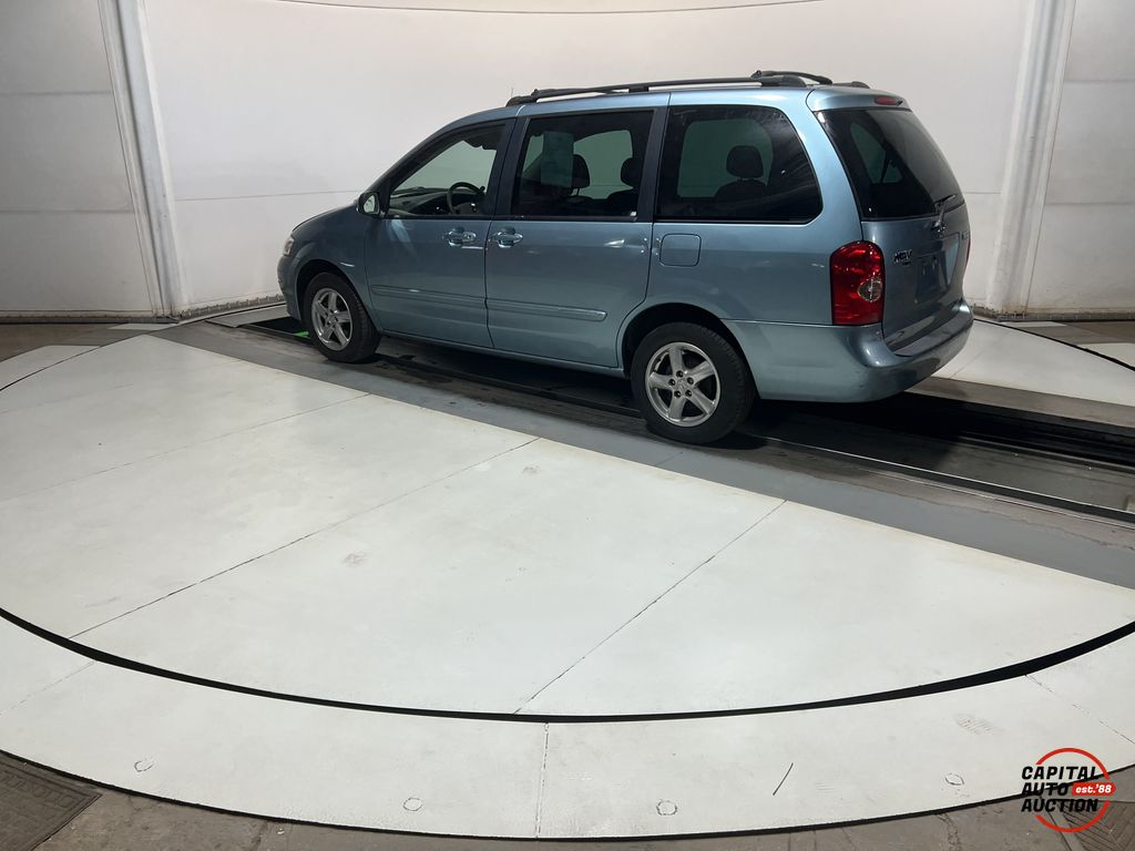 2003 Mazda MPV 2