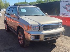 2002 NISSAN Pathfinder
