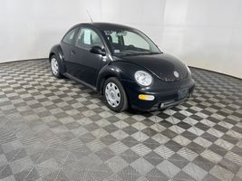 2001 VOLKSWAGEN New Beetle