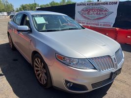 2010 Lincoln MKS