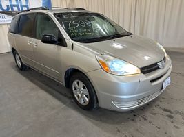 2004 Toyota Sienna
