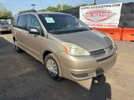 2004 Toyota Sienna