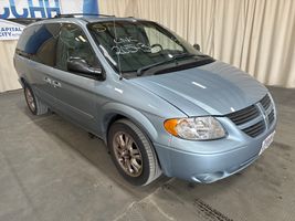 2005 Dodge Grand Caravan