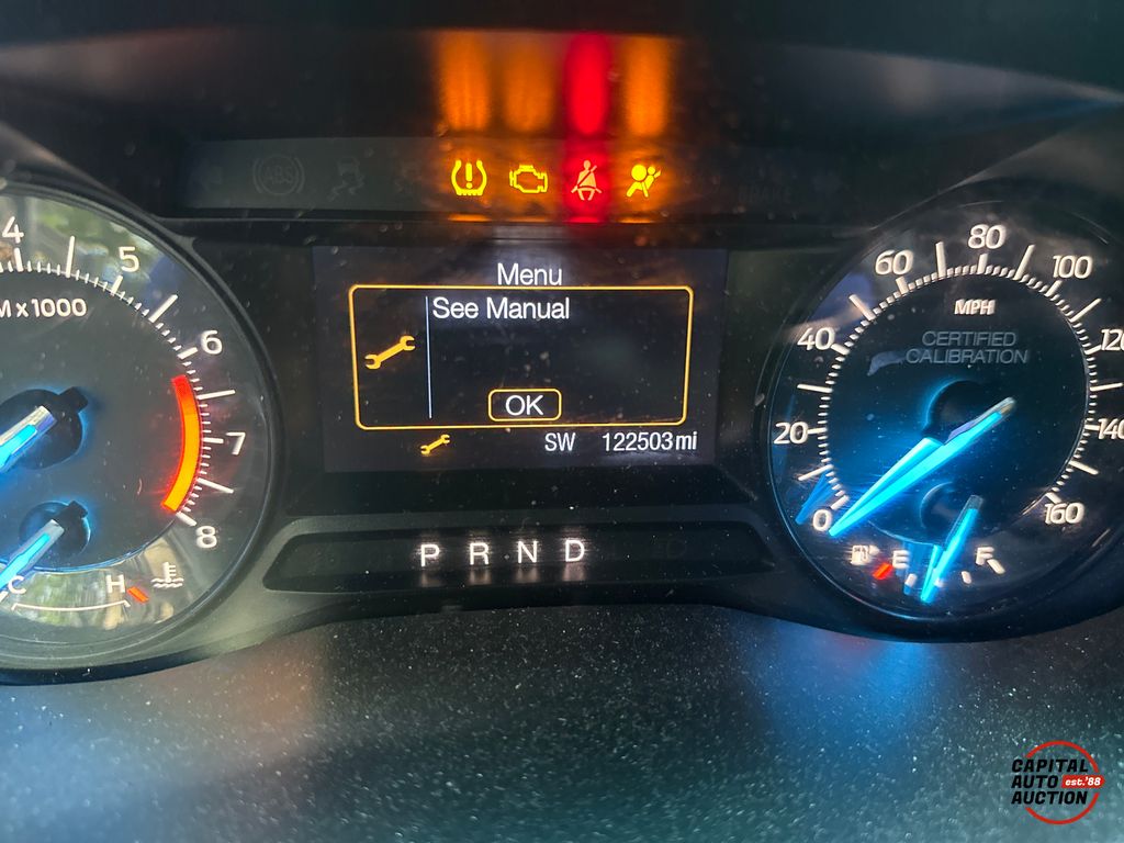 2016 Ford Explorer 4