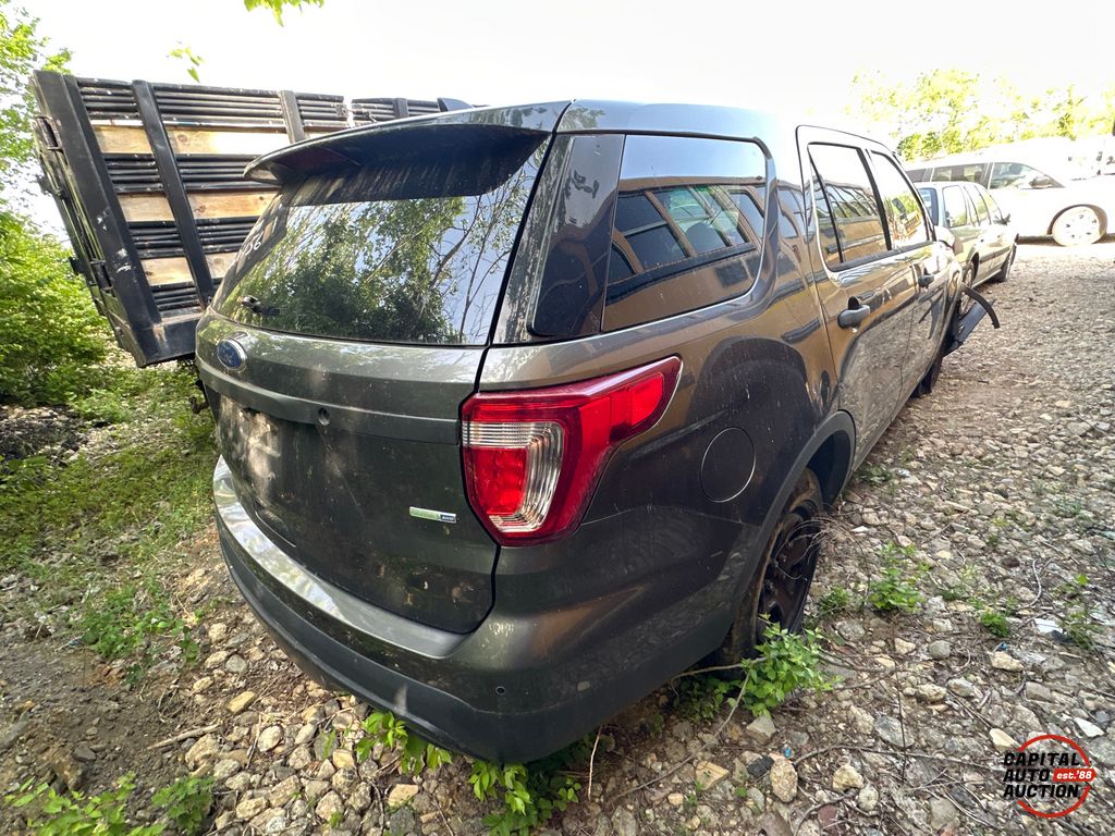 2016 Ford Explorer 3